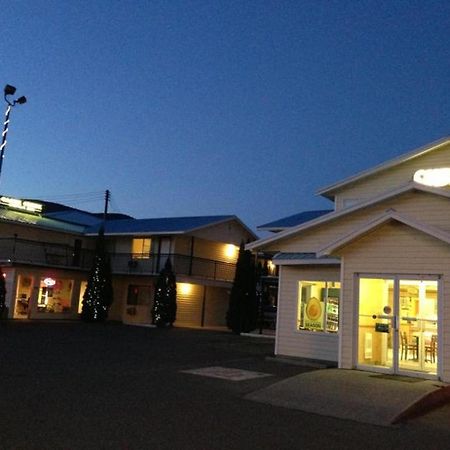 Cache Creek Inn Eksteriør billede