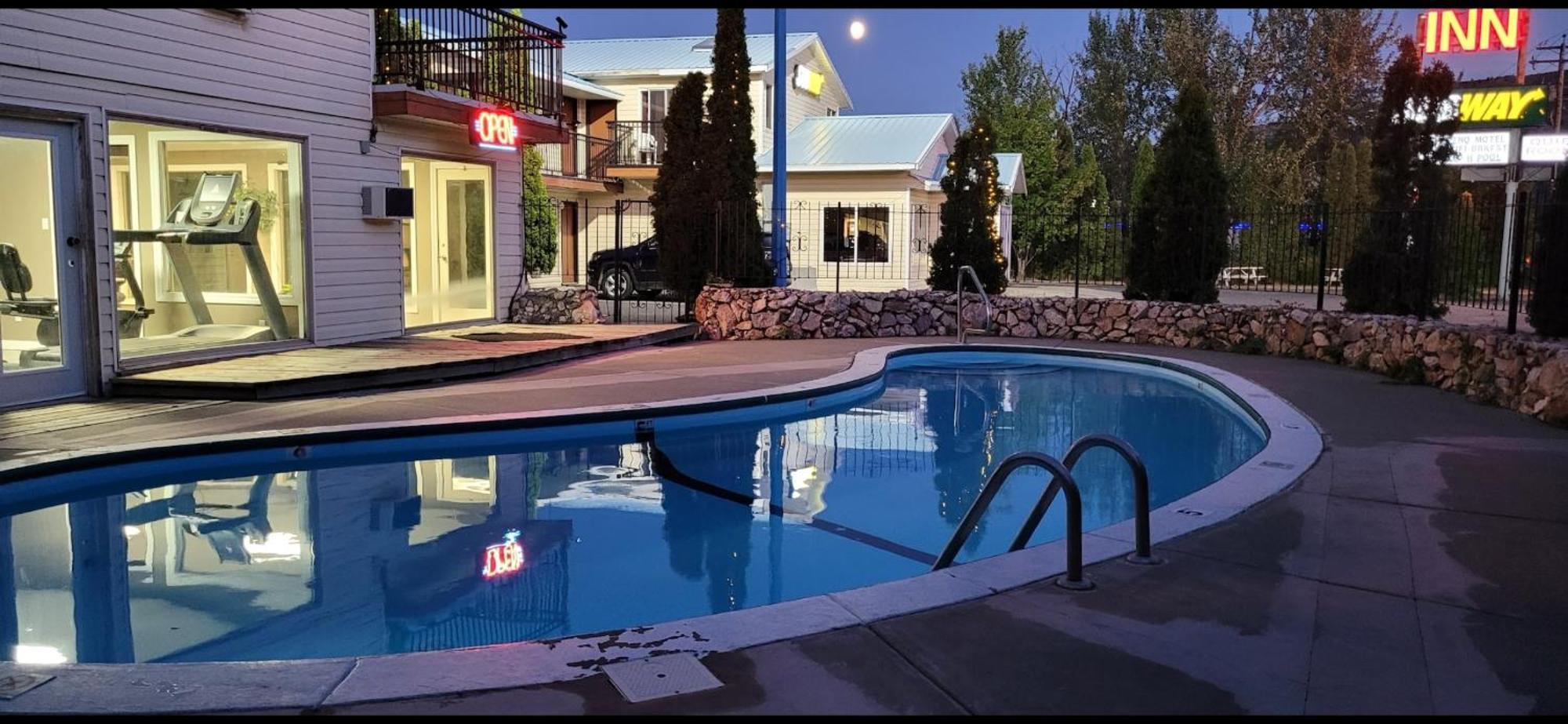 Cache Creek Inn Eksteriør billede