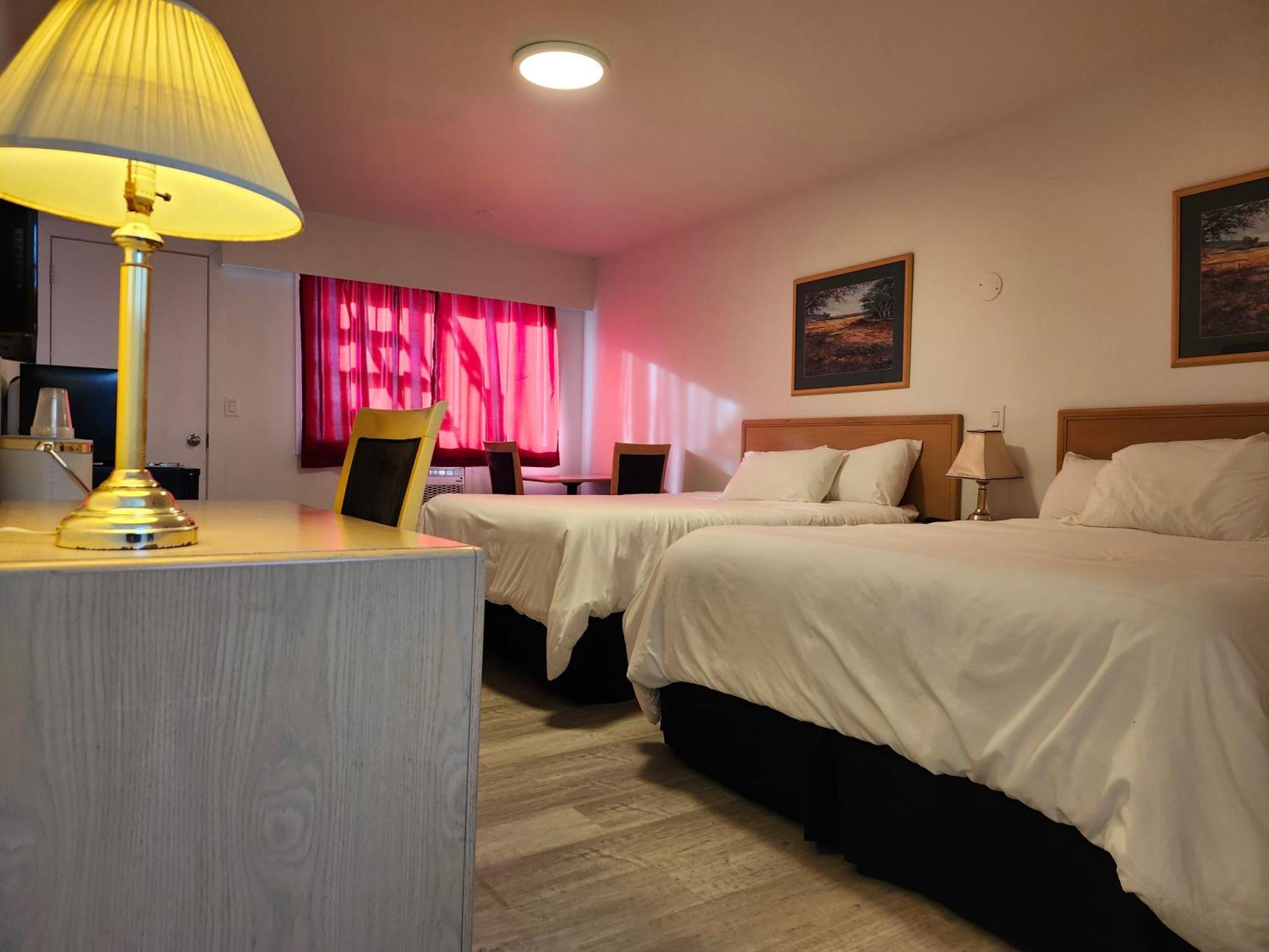 Cache Creek Inn Eksteriør billede