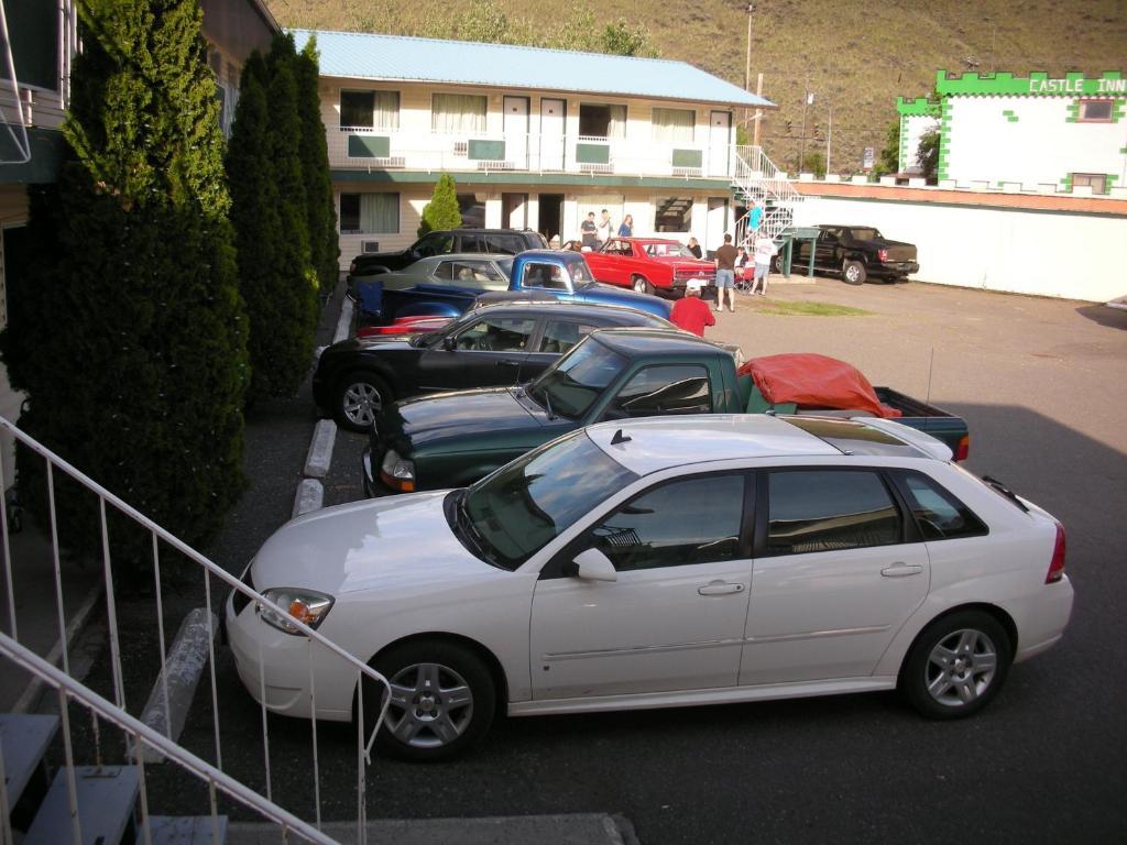 Cache Creek Inn Eksteriør billede