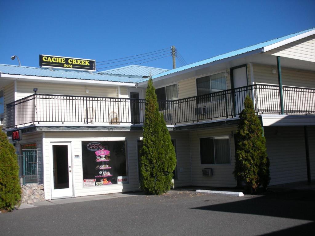 Cache Creek Inn Eksteriør billede