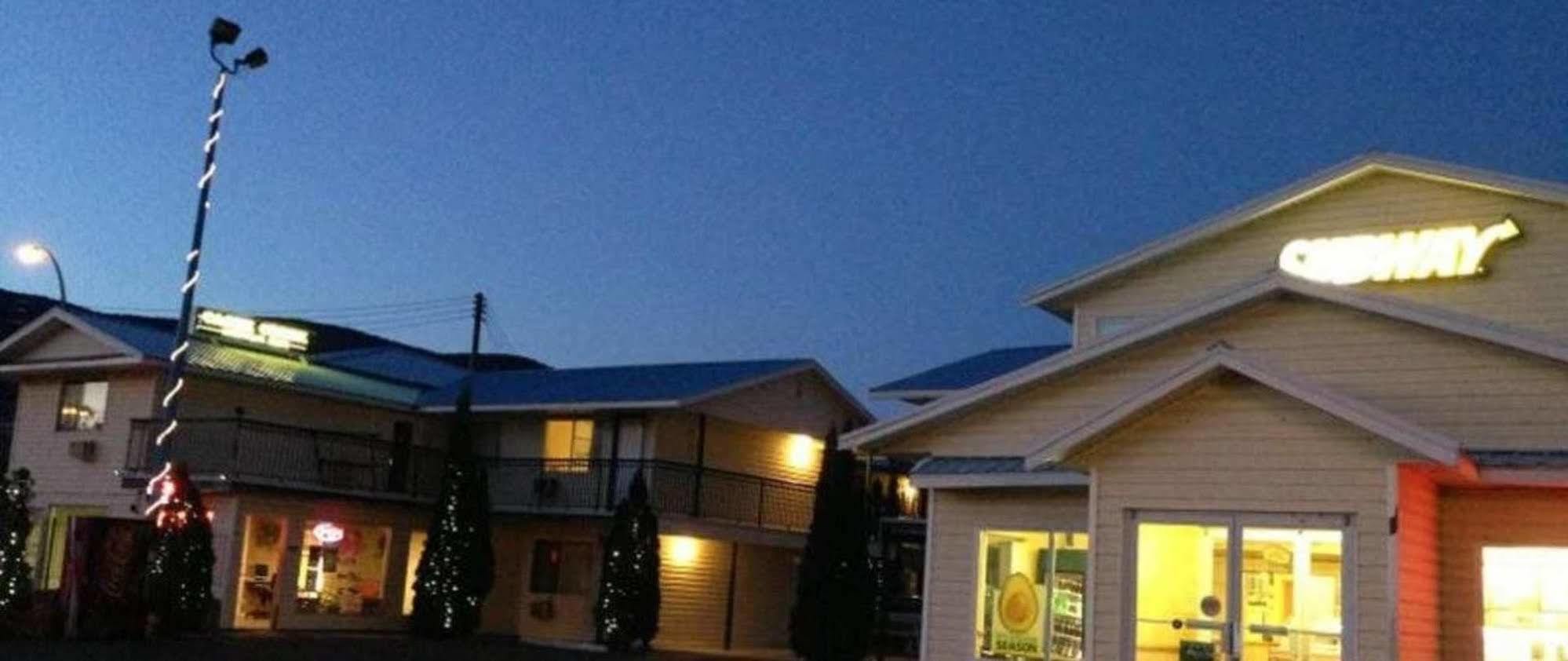 Cache Creek Inn Eksteriør billede